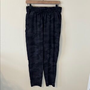 Lululemon Keep Moving  7/8 High-Rise Camo Pant